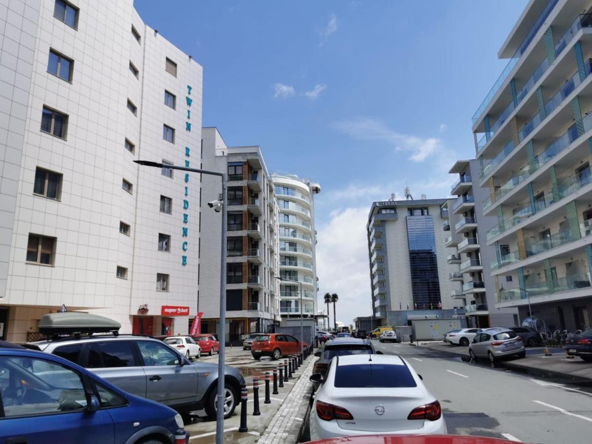Apartment Apartament Lotus Twin Mamaia